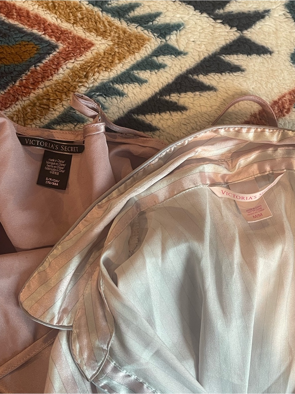 Victoria secret night gowns set - Picture 2 of 5